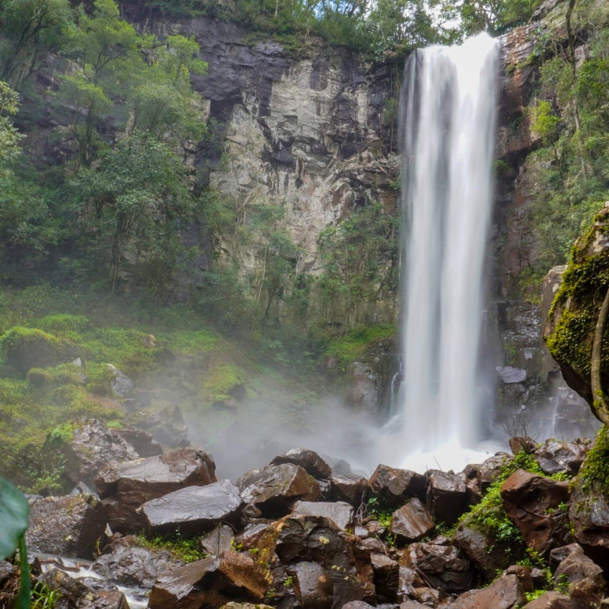 Salto Encantado cerca de Hotel Ceferino