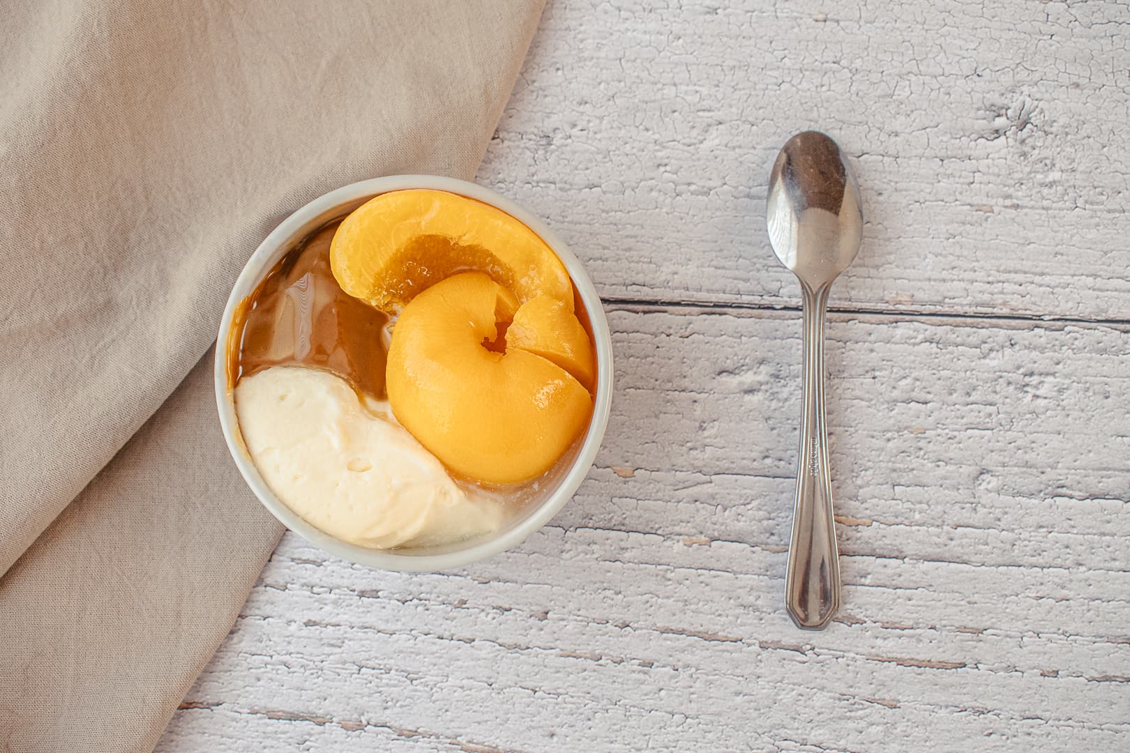 Durazno con dulce de leche