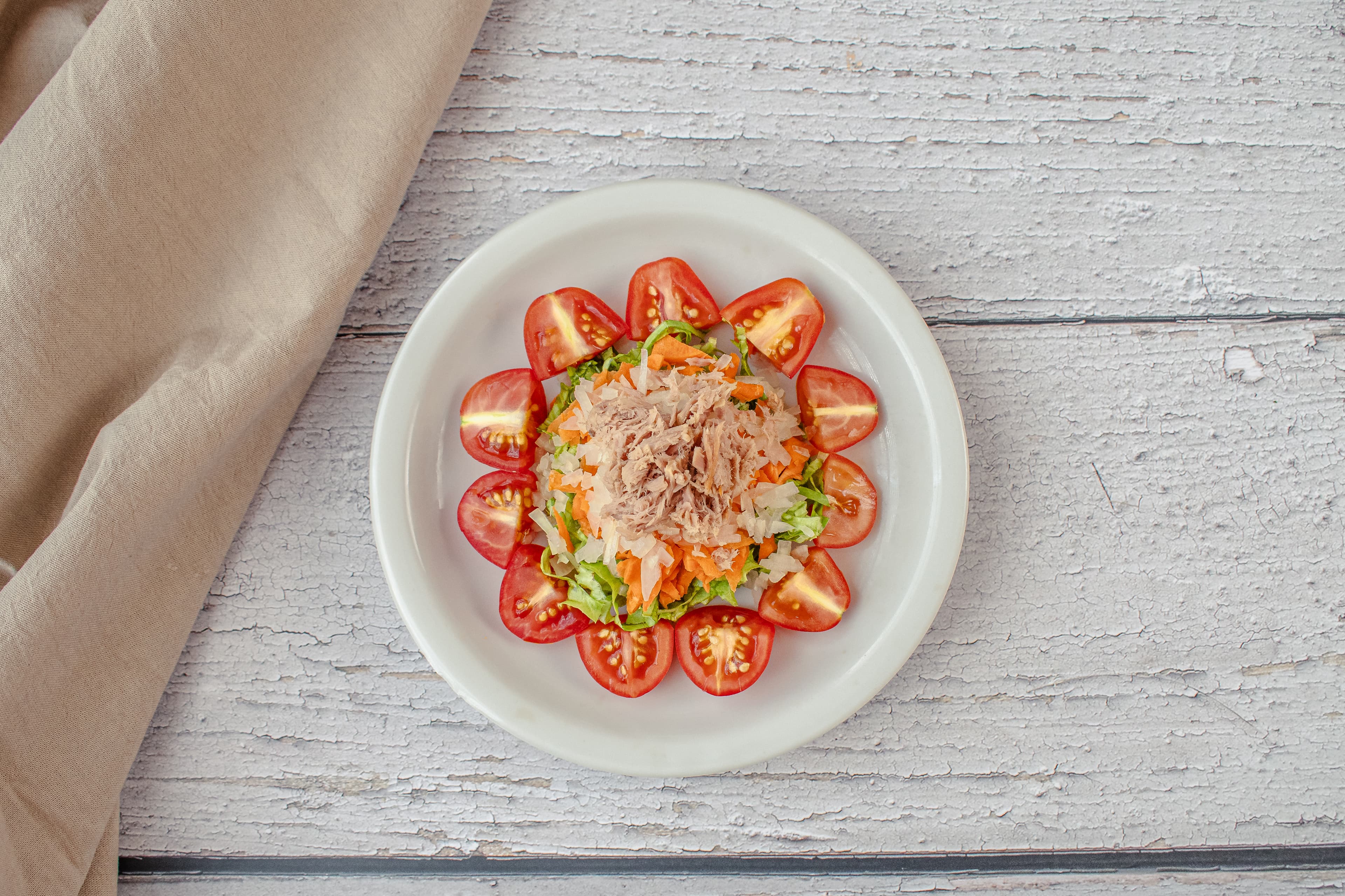 Ensalada mixta con atún